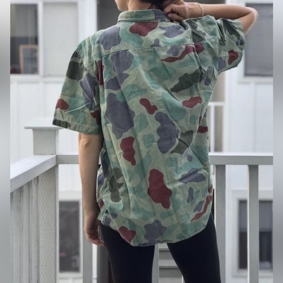 MODERN AMUSEMENT | Button Down Shirt Military Style Print Camo Size Small - Picture 4 of 9